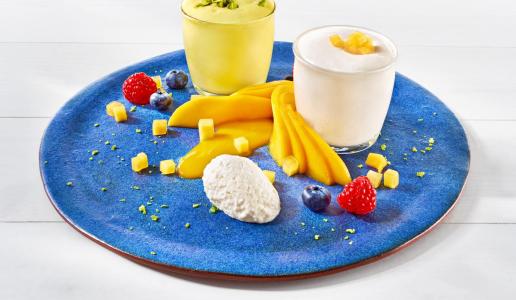 Drie soorten panna cotta met mango